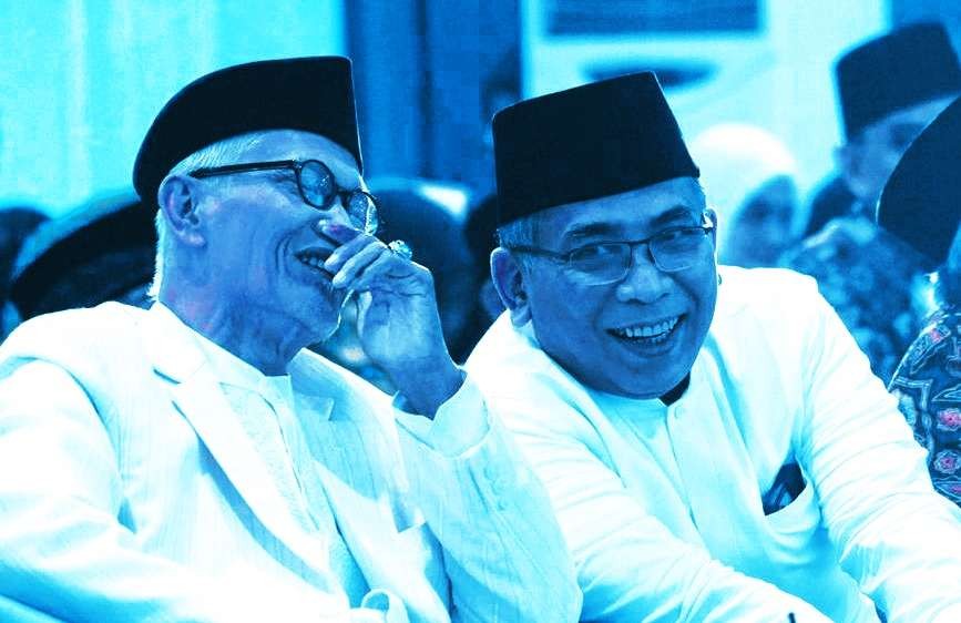 Ketua Umum PBNU KH Yahya Cholil Staquf dan Rais Aam PBNU KH Miftachul Akhyar, saat pembukaan Konferwil NU Jatim di Tebuireng Jombang. (Foto: adi/ngopibareng.id)