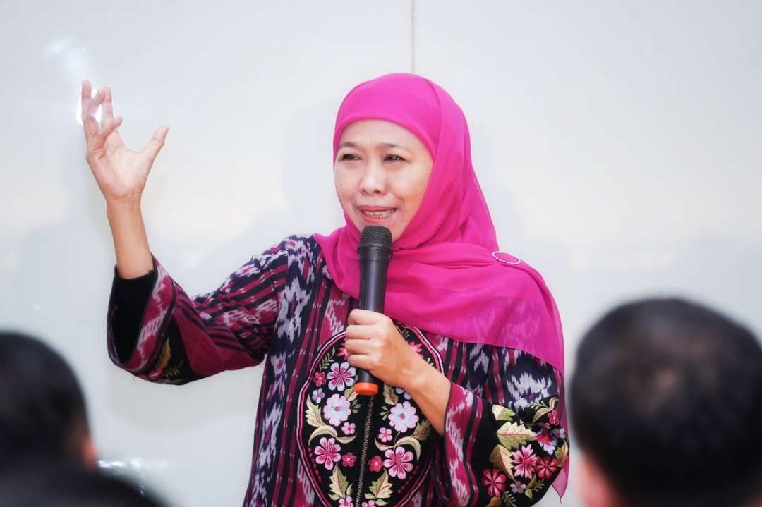 Bakal Calon Gubernur Jawa Timur Khofifah Indar Parawansa menggelar pertemuan dengan keluarga besar PGI dan PGLII Jawa Timur di Surabaya. (Foto: Dok Khofifah IP)