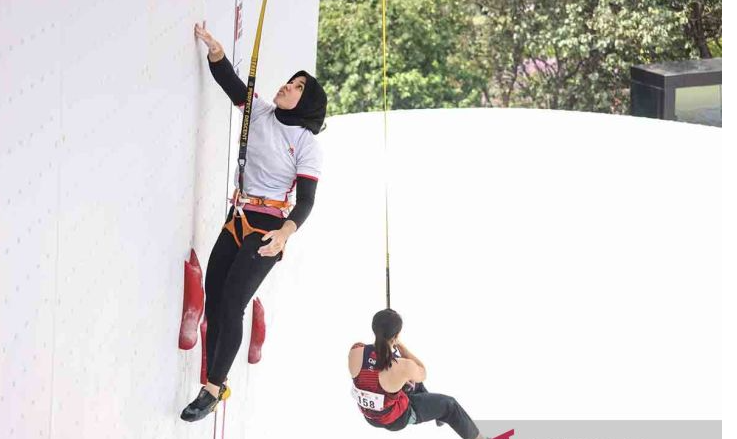 Rajiah Sallsabillah melaju ke babak perempat final Olimpiade Pares 2024, dari cabang olahraga Panjat Tebing Putri nomor Speed. (Foto: Ant)