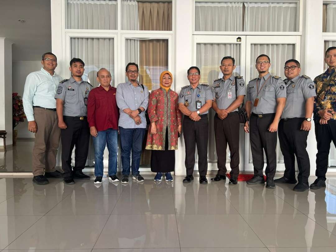 Kanwil Kemenkumham Jatim terus berupaya meningkatkan kualitas pelayanan dan menegakkan hukum di bidang kenotariatan. (Foto: Humas Kemenkumham Jatim)