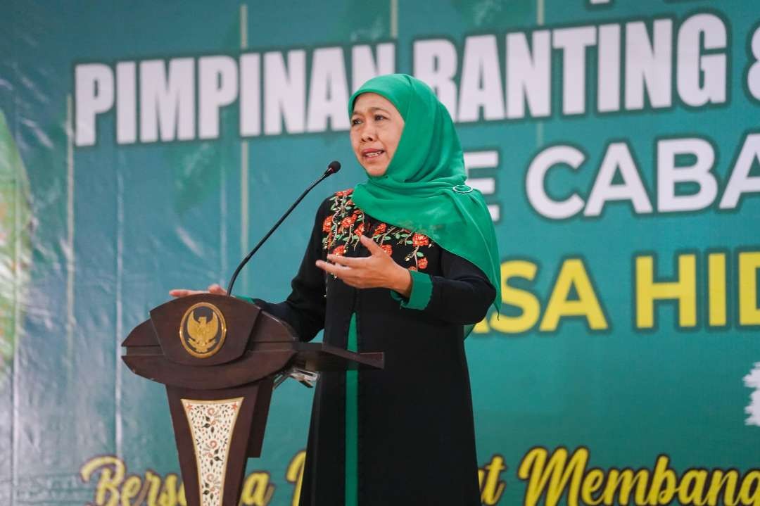 Ketua Umum PP Muslimat NU, Khofifah Indar Parawansa mendorong untuk tiru  program ‘rantangan’ Syekh Abdul Qadir Jailani. (Foto: Istimewa)