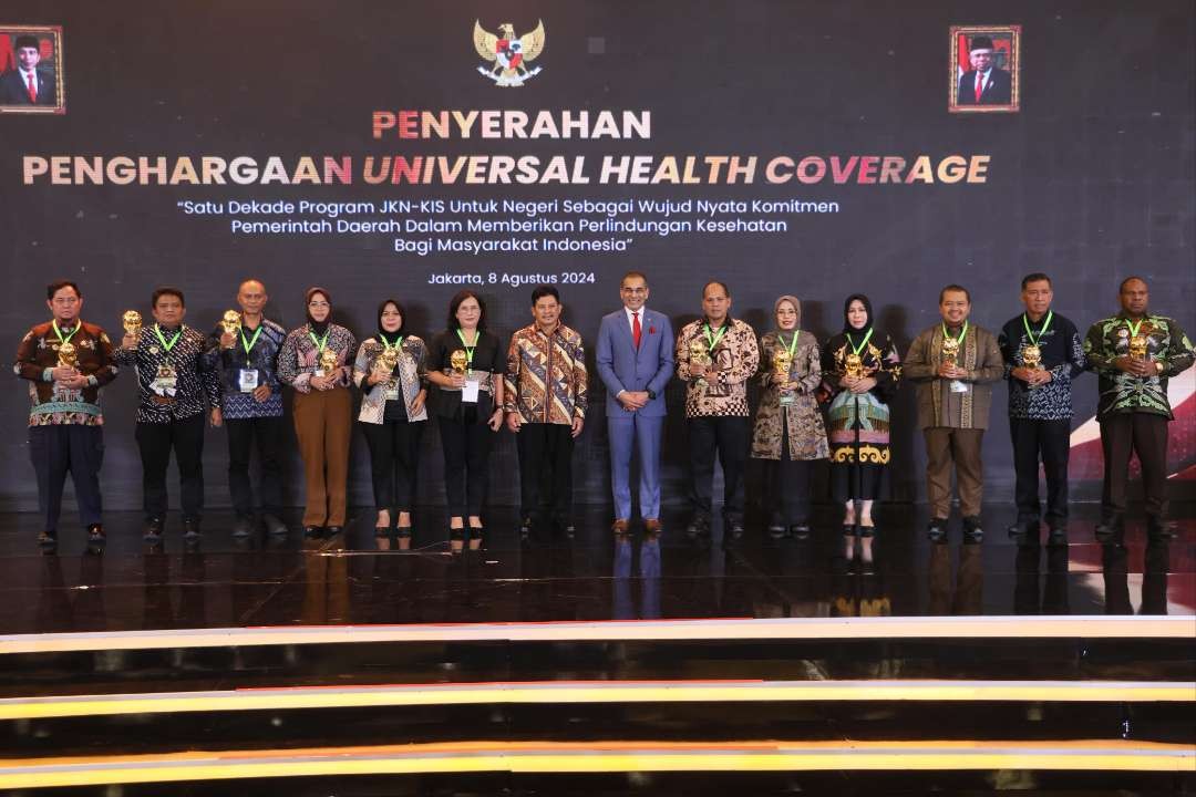 Pemerintah Kabupaten Kediri mendapatkan penghargaan Universal Health Coverage (UHC) Award 2024. (Foto: Istimewa)