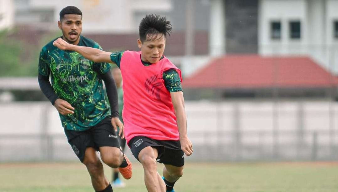 Persela Lamongan saat pemusatan di Wates, Kulon progo, Yogyakarta. (Foto: Instagram @persela.fc)