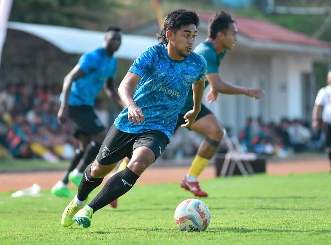 Persela Lamongan saat ujicoba melawan Nusantara United di Boyolali (Foto: Instagram @perselafc)