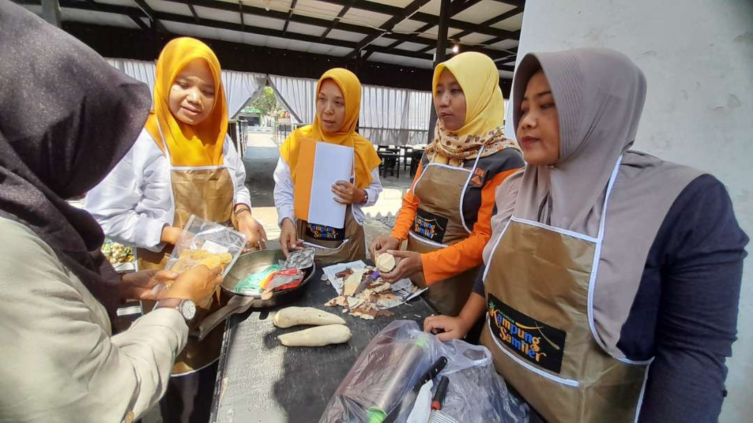 Sentra industri kerupuk samiler di Desa Kayangan, Kecamatan Diwek, Kabupaten Jombang, lolos 89 besar IKM (Industri Kecil Menengah) One Village One Product (OVOP) 2024. (Foto: Istimewa)