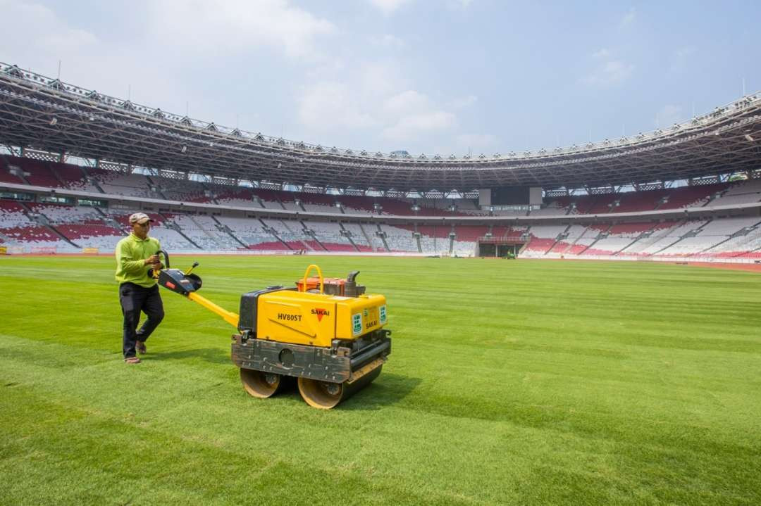 Rumput baru SUGBK sengaja dipamerkan menjelang duel melawan Australia. (Foto: PSSI)