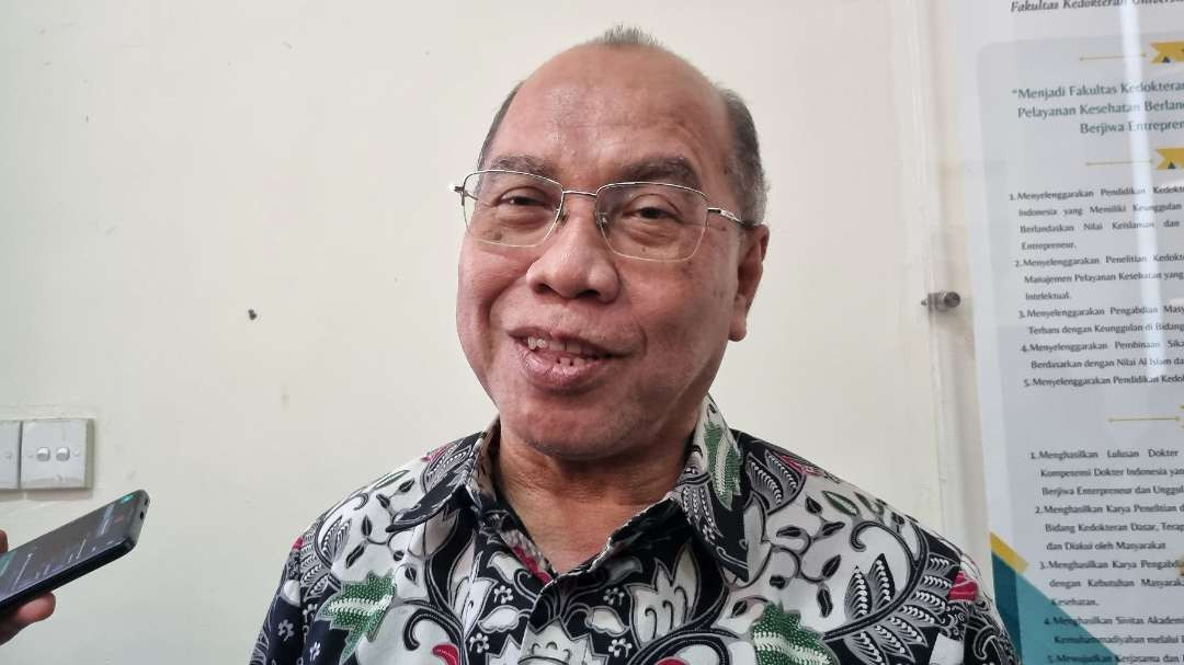 Ketua PW Muhammadiyah Jatim, Dr Sukadiono. (Foto: Fariz Yarbo/Ngopibareng.id)