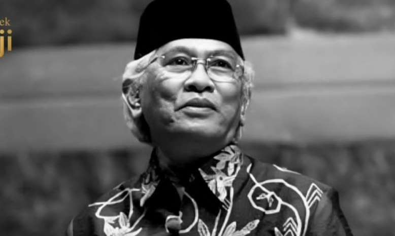 KH Ahmad Mustofa Bisri, Pengasuh Pondok Pesantren Raudlatul Thalibiin, Leteh, Ruang, Jawa Tengah. (Foto: dok/ngopibareng.id)