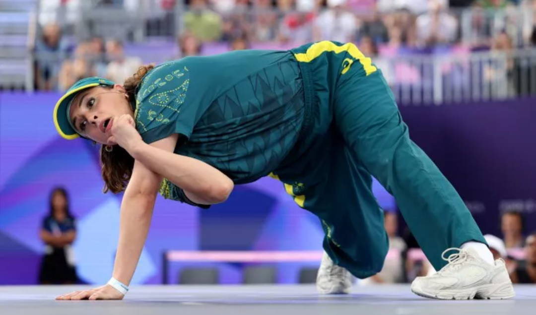 Tanda pagar Raygunn jadi salah satu topik populer di X atau Twitter. Tagar itu digunakan membicarakan kontroversi penampilan Rachael Gunn di Olimpiade Paris. (Foto: Getty Images via Newsweek)