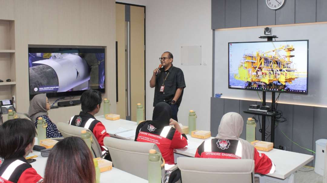 Proses kegiatan sosialisasi dalam program Edu Corner di Kantor HCML Gedung Intiland Jakarta. (Foto: Istimewa)