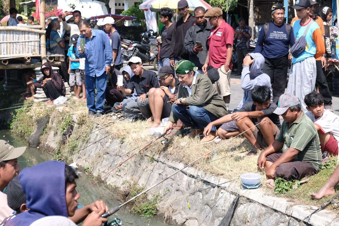 Balon Bupati Kediri H. Deny Ingin Desa Surowono jadi obyek wisata kuliner berbasis perikanan. (Foto: Istimewa)