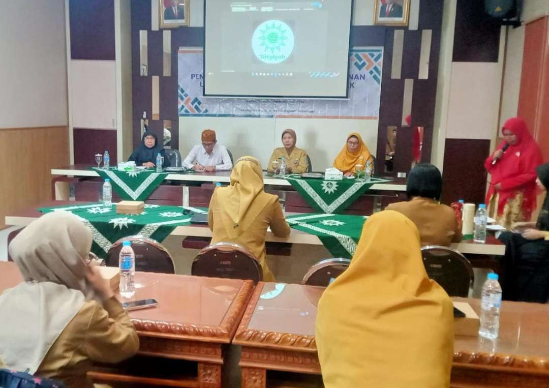 Lokakarya soal perkawinan anak yang digelar PD Aisyiyah Kabupaten Probolinggo di Ruang Tengger 2, Pemkab Probolinggo. (Foto: Ikhsan Mahmudi/Ngopibareng.id)