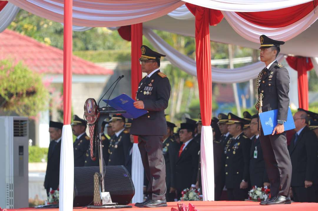 Tugu Pahlawan jadi saksi bisu peringatan puncak Hari Pengayoman ke-79 di Jawa Timur. (Foto: Humas Kemenkumham Jatim)