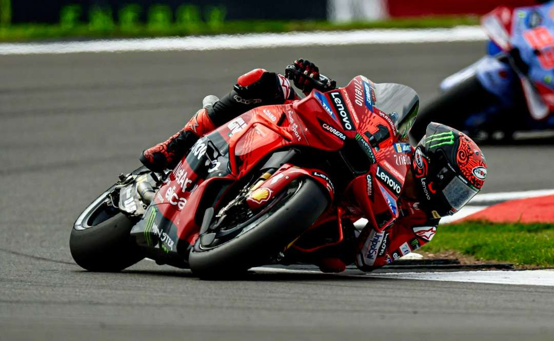 Francesco Bagnaia ingin membalas kekalahan dari Enea Bastianini di Aragon dua tahun lalu. (Foto: X/@PeccoBagnaia)