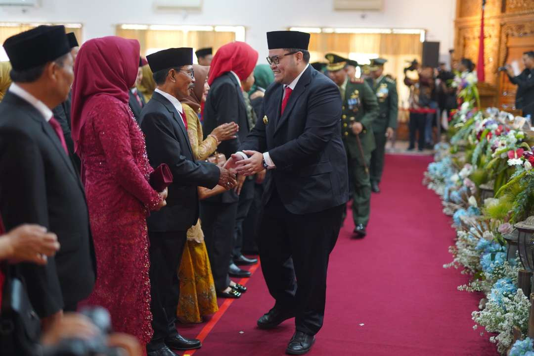 Bupati Kediri Hanindhito Himawan Pramana berharap Anggota DPRD jadi mitra untuk memajukan Kabupaten Kediri. (Foto: Istimewa)