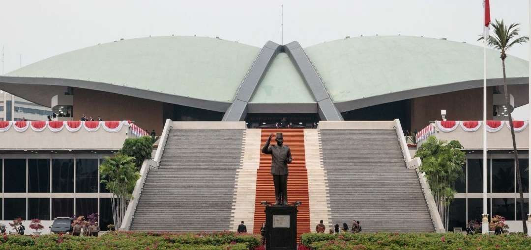 Badan Eksekutif Mahasiswa Seluruh Indonesia (BEM SI) menggelar unjuk rasa mendesak KPU menerbitkan segera Peraturan KPU (PKPU) sesuai putusan MK Nomor 60 Tahun 2024, Senin 26 Agustus 2024. (Foto: Istimewa)