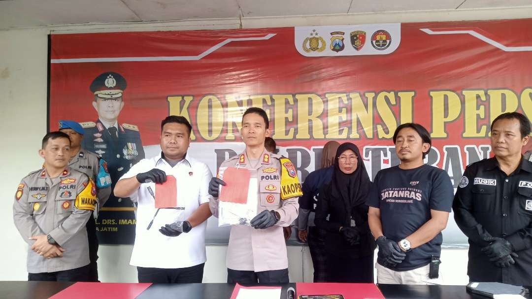 Konferensi pers hasil pengungkapan kasus curanmor di Kabupaten Tuban. (Foto: Khoirul Huda/Ngopibareng.id)