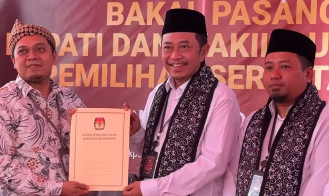 Pasangan Ra Hamid dan Ra As'ad bertarung pada Pilkada Bondowoso 2024. (Foto: Istimewa)