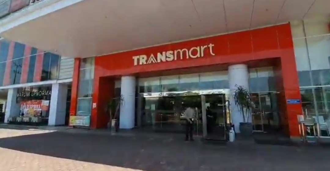 Transmart Ngagel Surabaya resmi berhenti beroperasi, Sabtu 31 Agustus 2024. (Foto: Istimewa)