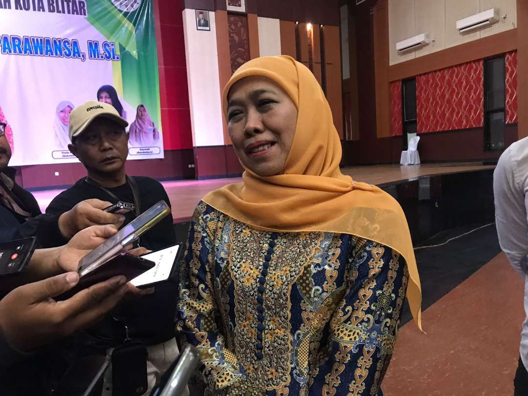 Khofifah Indar Parawansa siap bertarung di Pilkada Jatim lawan Risma dan Luluk. (Foto: Choirul Anam/Ngopibareng.id)