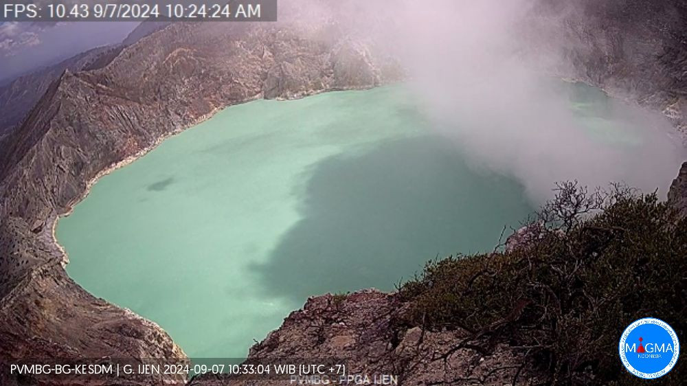 Penampkan Kawah Gunung Ijen terlihat pada Sabtu 7 September 2024. (Foto: magma.esdm)