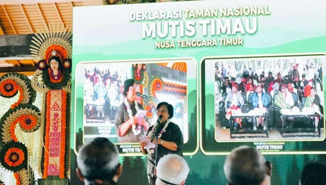 Menteri Lingkungan Hidup dan Kehutanan (LHK), Siti Nurbaya deklarasi Taman Nasional Mutis Timau, Nusa Tenggara Timur (NTT). (Foto: KLHK)