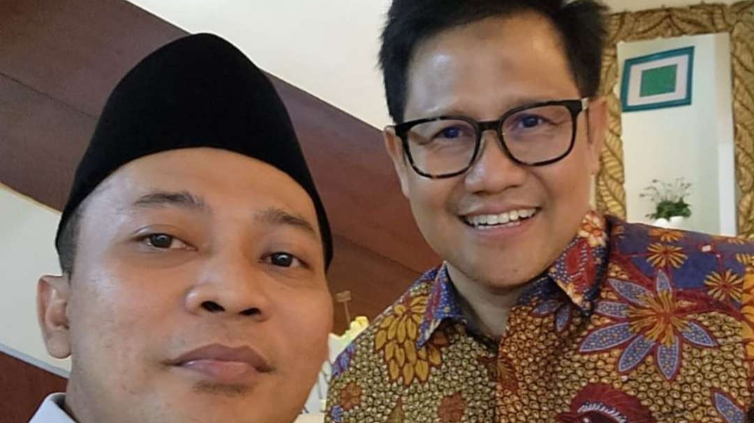 Anggota DPRD Blora, KH Ahmad Labib Hilmy atau Gus Labib saat bersama Ketum DPP PKB, Muhaimin Iskandar. (Foto: Istimewa)