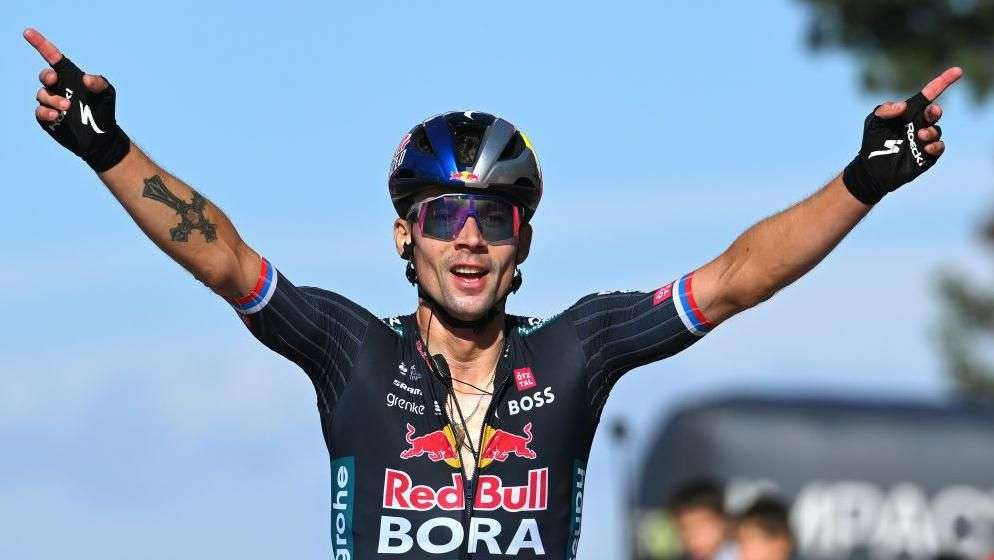 Primoz Roglic akhirnya berhasil menduduki puncak klasemen GC Vuelta a Espana 2024. (Foto: Istimewa)