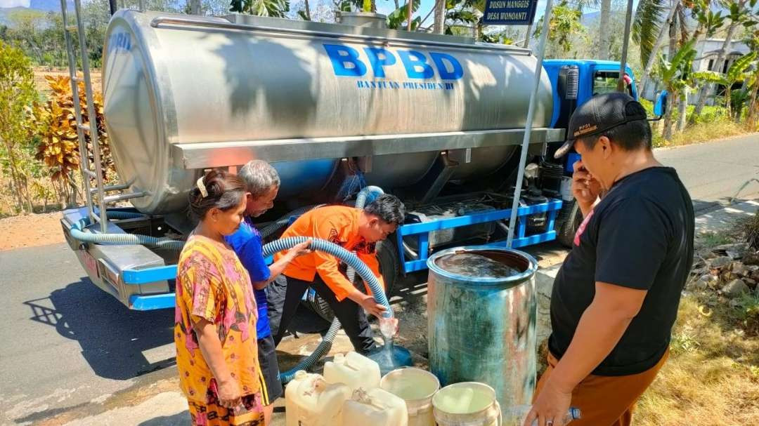 Kekeringan yang melanda wilayah Kabupaten Trenggalek terus meluas. Data BPBD Trenggalek saat ini kekeringan sudah mencakup 31 desa. (Foto: BPBD Trenggalek)