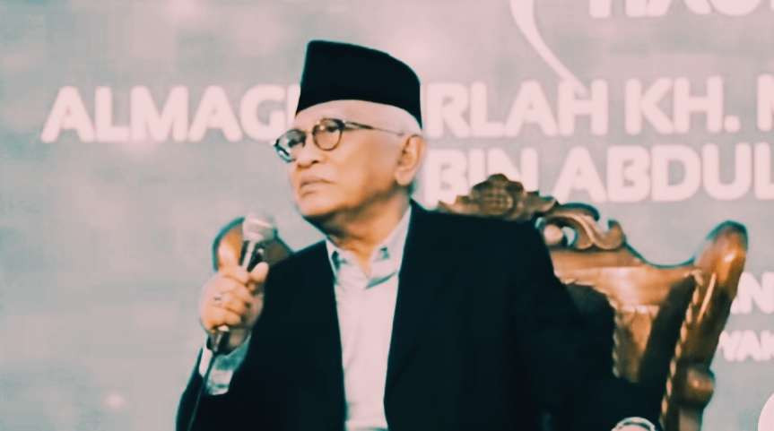 KH Ahmad Mustofa Bisri alias Gus Mus. (Foto:dok/ngopibareng.id) 