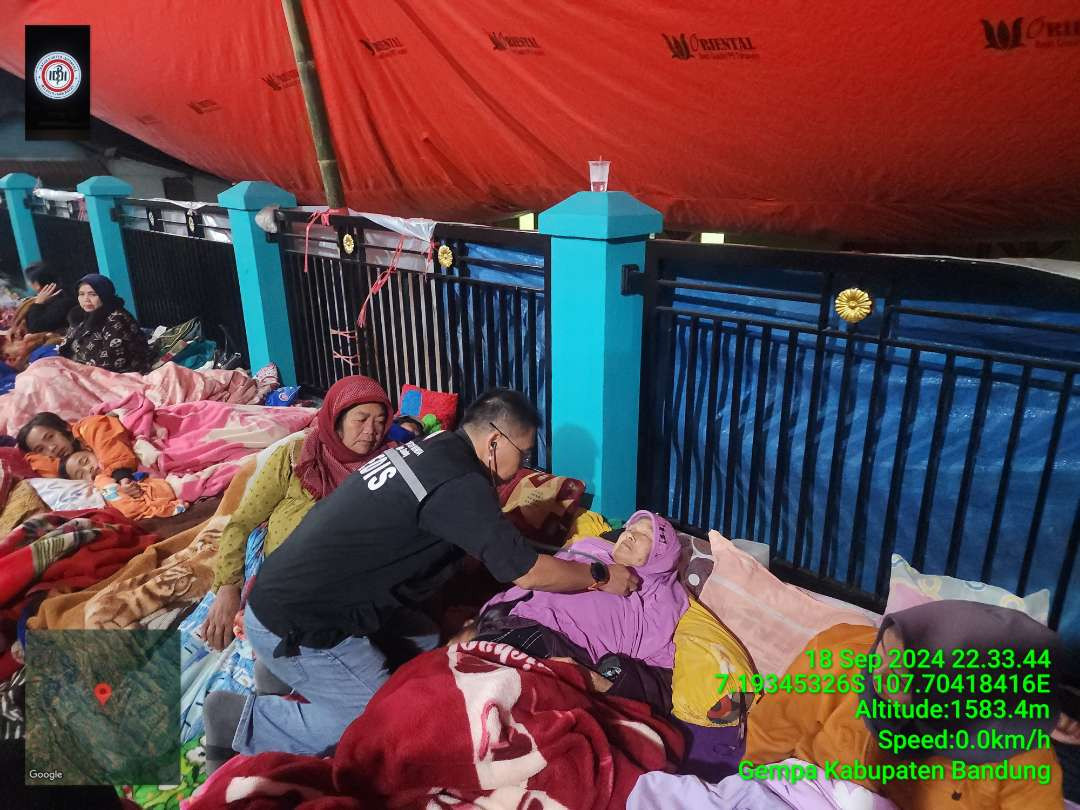 IDI mengirimkan dokter ke wilayah terdampak gempabumi di Jawa Barat untuk memberikan penanganan pada para korban. (Foto: IDI)