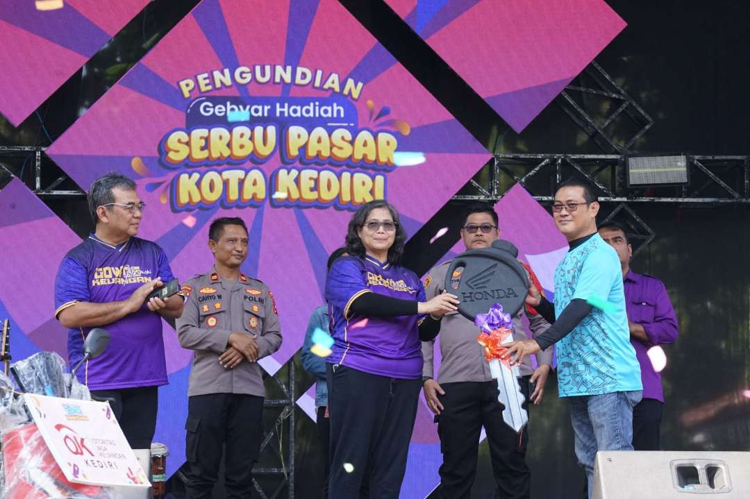 Program Pemkot Kediri Serbu Pasar turut berkontribusi kuatkan ekonomi pasar konvensional. (Foto: Istimewa)