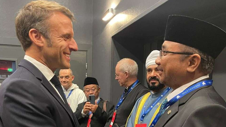 Menag Yaqut Cholil Qoumas menghadiri pertemuan Internasional untuk Perdamaian (International Meeting for Peace) ke-38 yang diselenggarakan Presiden Prancis Emmanuel Macron. (Foto: Dok Kemenag)