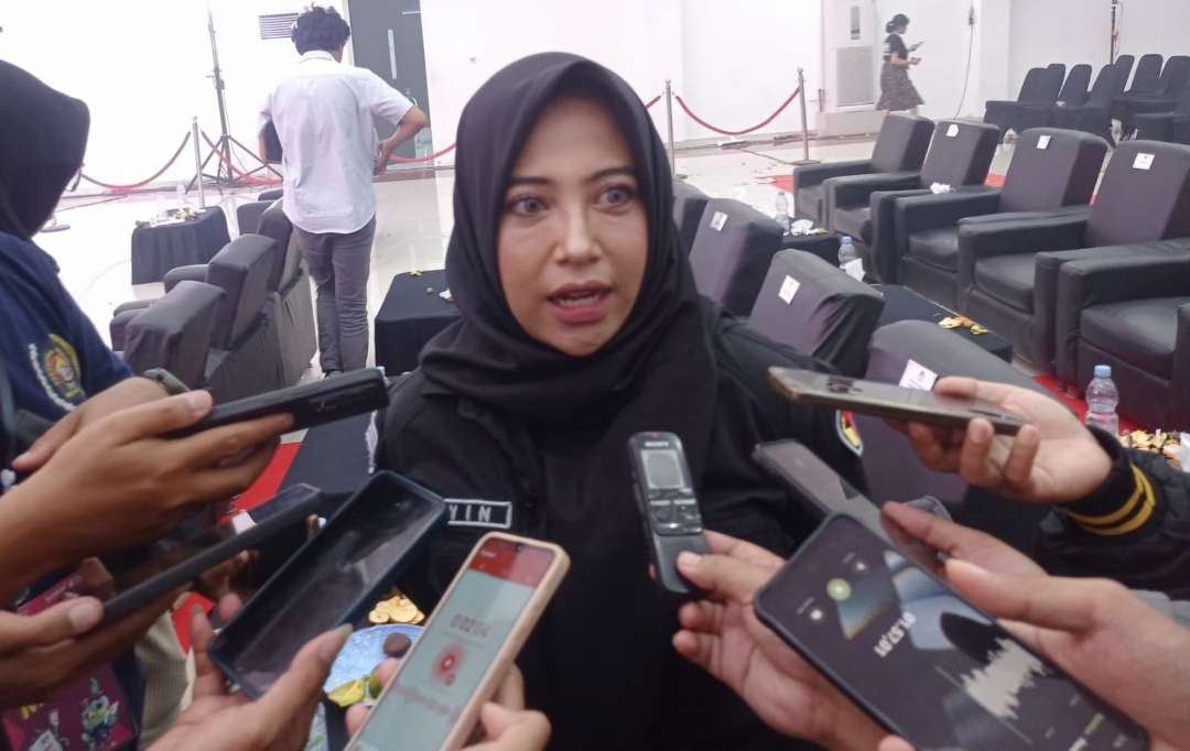 Kordiv Pencegahan Partisipasi dan Hubungan Masyarakat Bawaslu Jember Wiwin Riza Kurnia (Foto: Rusdi/Ngopibareng.id)