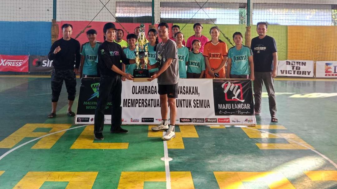 Tim Futsal Putri Kabupaten Blora Juarai pertandingan Malvin Futsal Women Cup 24. (Foto: Ahmad Sampurno/Ngopibareng.id)