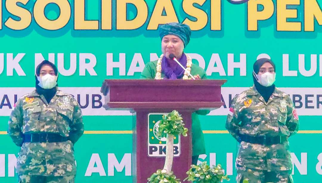 Calon Gubernur Luluk Hamidah saat sampaikan paparan di hadapan Nahdliyin Sidoarjo (Foto :Aini/Ngopibareng.id)