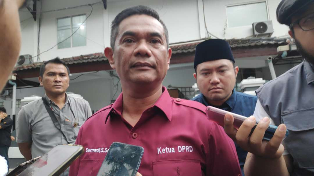 Ketua DPRD Kabupaten Malang dukung aspirasi massa aksi tuntut usut tuntas Tragedi Kanjuruhan (Foto: Agung/Ngopibareng.id)