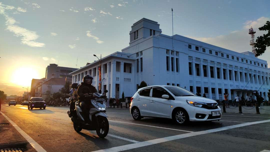 Cuaca panas di Jatim diprediksi terjadi beberapa waktu ke depan. (Foto Ilustrasi: Fariz Yarbo/Ngopibareng.id)