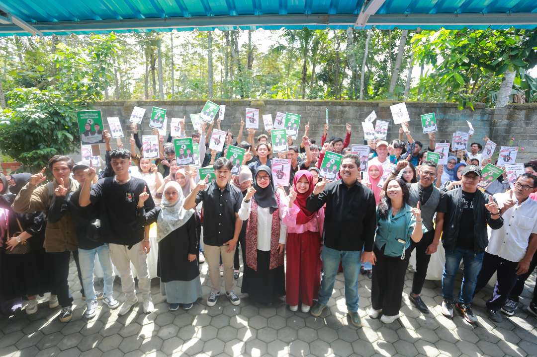 Calon Bupati Banyuwangi Ipuk Fiestiandani bertemu kalangan milenial. (Foto: Istimewa)