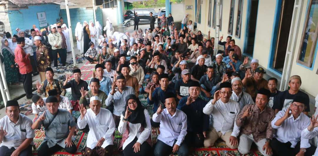 Calon Bupati Banyuwangi Ipuk Fiestiandani bertemu anggota IKSASS Banyuwangi (Foto: istimewa)