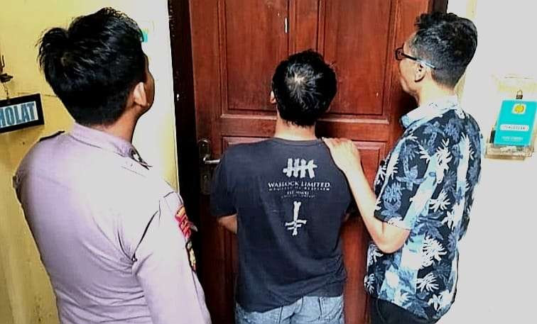 Pria residivis perampokan asal Probolinggo dibekuk, karena memiliki sabu 1,11 gram siap edar.(Foto: Satresnarkoba Polres Situbondo)