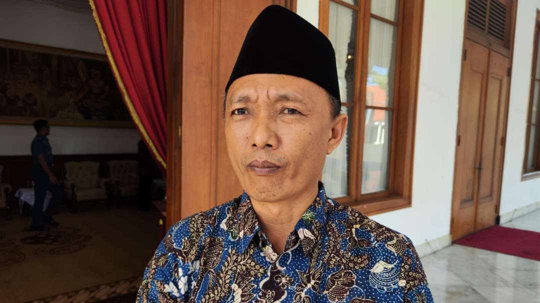 Ketua Bawaslu Jatim, A Warits. (Foto: Fariz Yarbo/Ngopibareng.id)