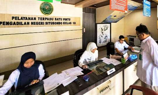 Lima dari enam hakim Pengadilan Negeri (PN) Situbondo cuti bersama berdampak penundaan 34 sidang perkara, namun aktivitas pelayanan administrasi tetap normal. (Foto: Humas PN Situbondo)