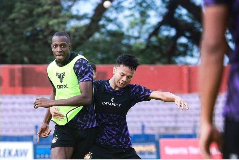 Pemain Persik Kediri saat berlatih. (Foto: ligaindonesiabaru.com)