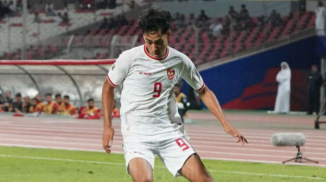 Rafael Struick sempat membawa Indonesia unggul sebelum disamakan oleh gol kontroversial Bahrain