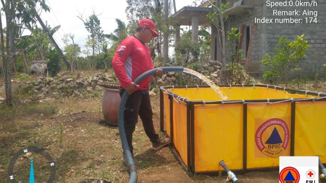 Aksi pasukan BPBD Kabupaten Malang atasi kekeringan (Foto: BPBD Kabupaten Malang)