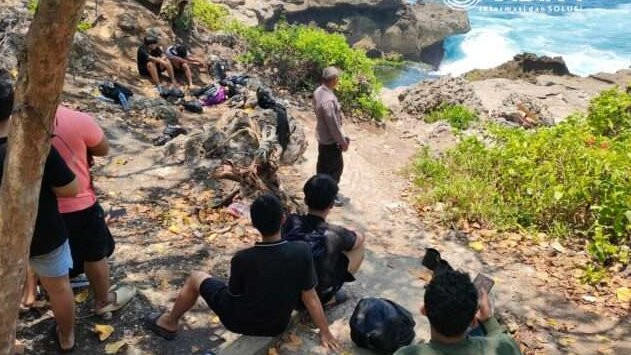 Seorang pelajar Kampung Inggris Pare bernama Roni Josua dikabarkan hilang di Pantai Kedung Tumpang, Pucanglaban, Tulungagung. (Foto: kubus.id)