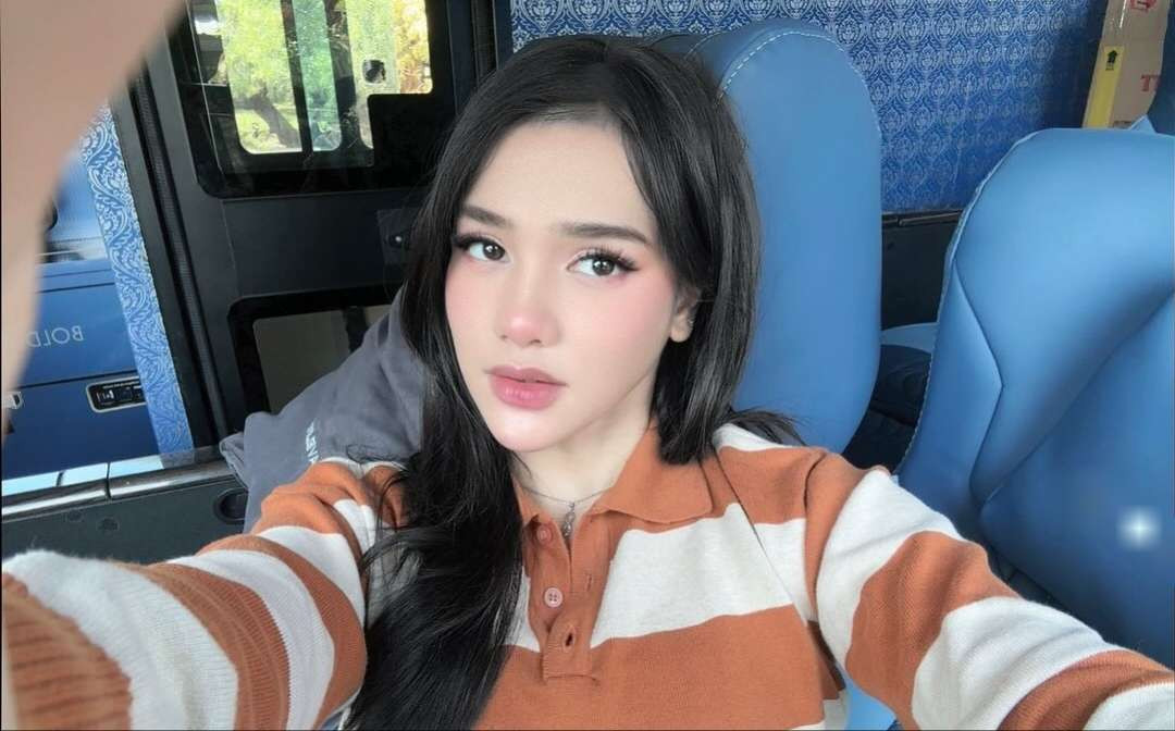 Artis cantik Davina Karamoy, bintang film Ipar adalah Maut. (Foto: Instagram)