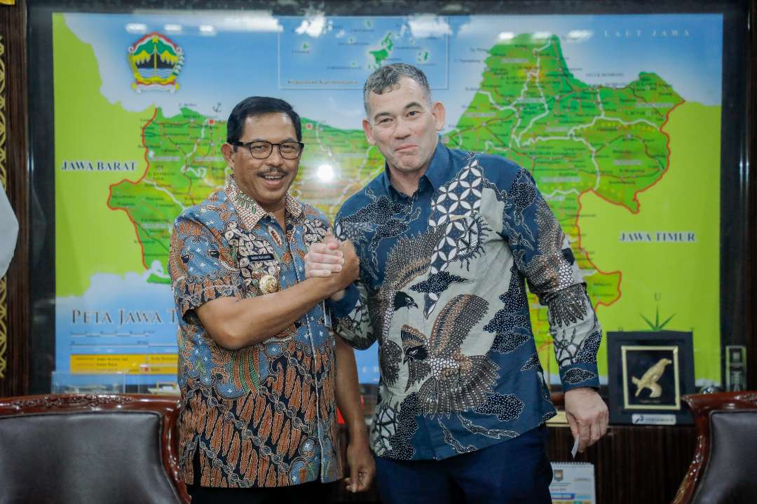 Pj Gubernur Jawa Tengah, Nana Sudjana menerima kunjungan Konsul Jendral Australia, HE Glen Askew di kantornya pada Selasa, 15 Oktober 2024. (Foto: Dok.Pemprov Jateng)