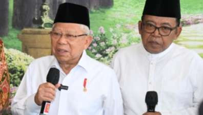 Wapres Ma'ruf Amin berbicara kepada wartawan tentang sosok calon menteri pilihan Prabowo. (Foto: Asmanu Sudarso/Ngopibareng.id)